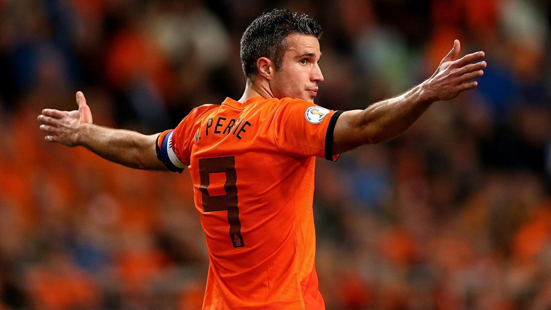 _城市夜跑融合：运动与音乐、灯光盛宴_，夜跑夜景