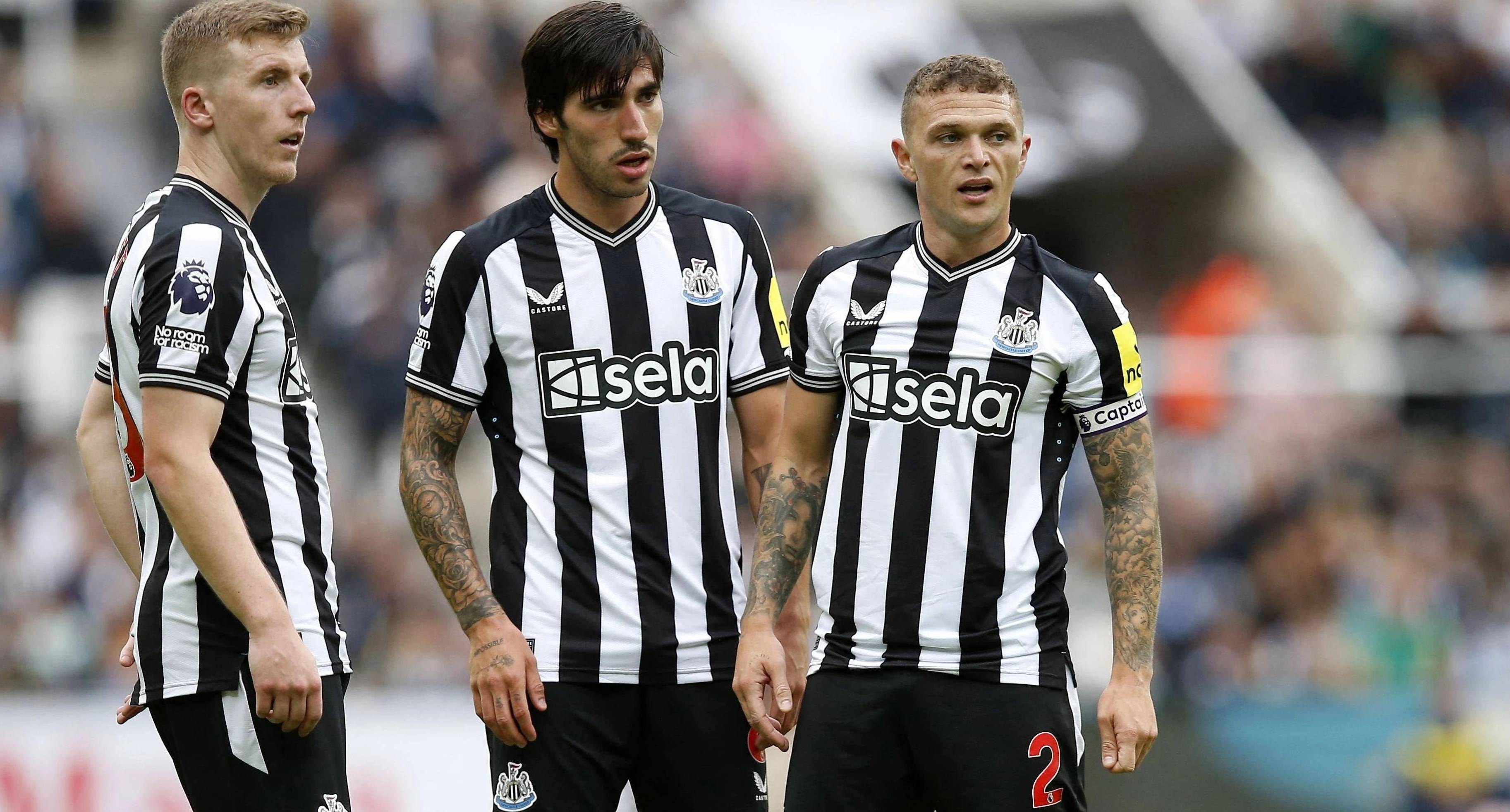 "英超最佳中场之争：谁的价值最高？"的简单介绍