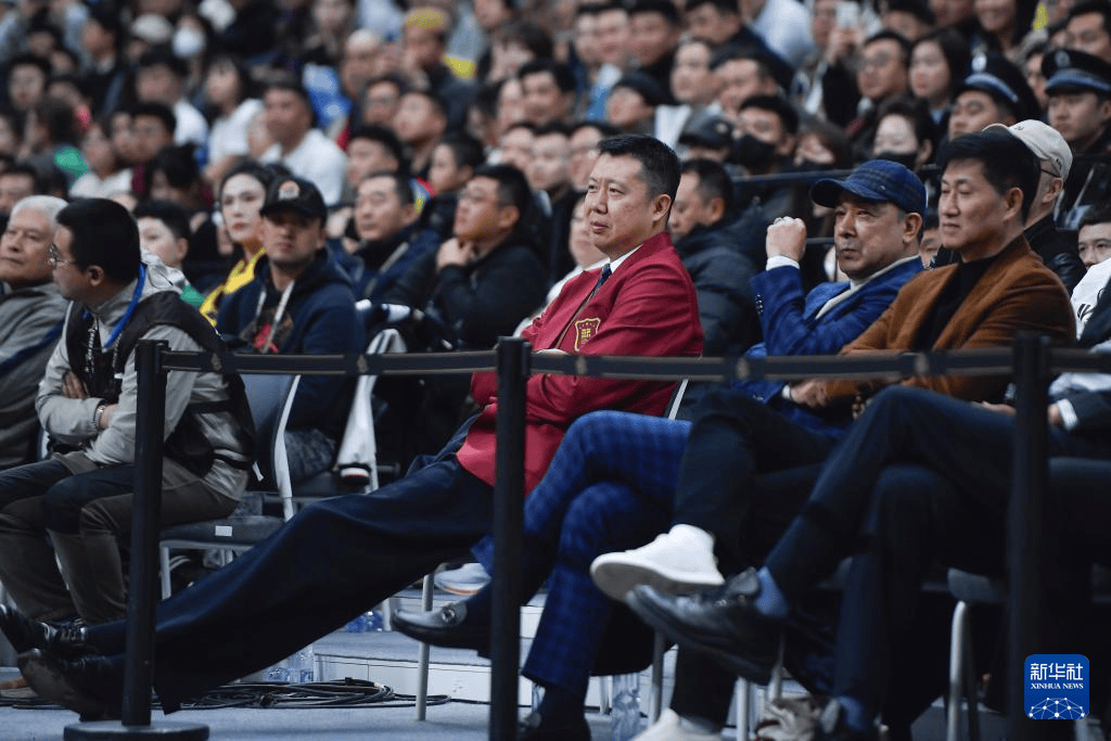 "CBA全明星周末精彩回顾：球员风采尽显"