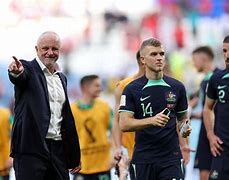 包含"推特与球员：社交媒体如何改变信息传递"的词条